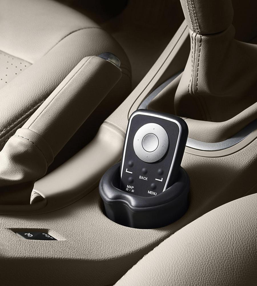  Renault Fluence 2010 года  (фото 86 из 146)